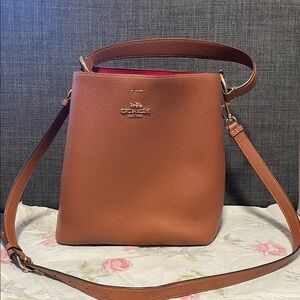GUC COACH BUCKET BAG